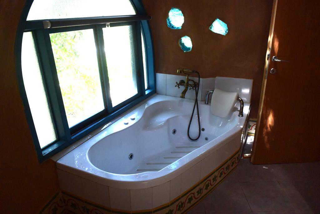 Dutch Farm Israel Bed and Breakfast Sede Zevi Zewnętrze zdjęcie
